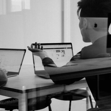 Warum Blumen das Symbol der Hippies wurden: Eine Reise durch die Blumenkindbewegung